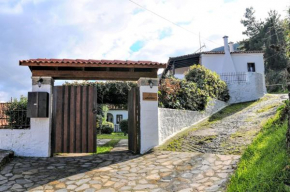 Dandy on the hill Parnassus-Guest House Dafne-Garden